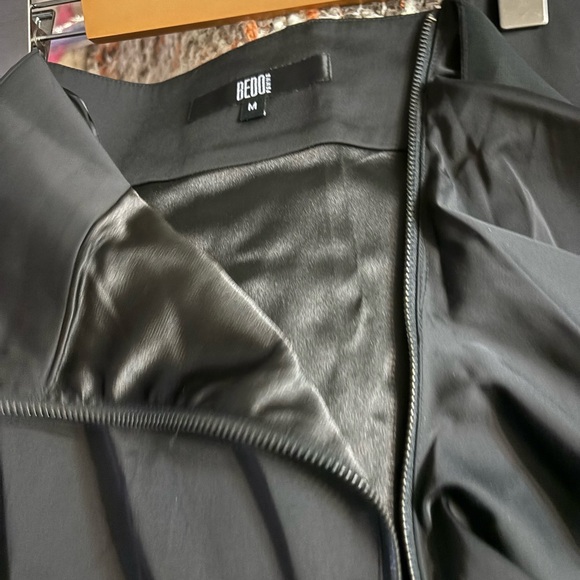 BEDO Femme Ruffle Accent Little Black Skirt - Picture 6 of 11